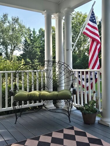 Historic Farmhouse in the Dillwyn countryside. Not far from Farmville.