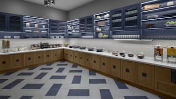 Daily cooked-to-order breakfast (USD 16.99 per person)