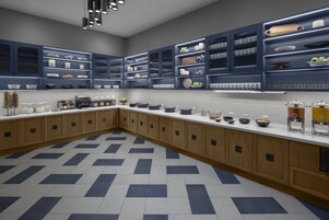 Desayuno a la carta diario (USD 16.99 por persona)