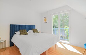 5 slaapkamers, een strijkplank/strijkijzer, gratis wifi