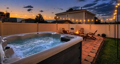 Relaxing Retreat Near Airport-Hot Tub-Fire Pit