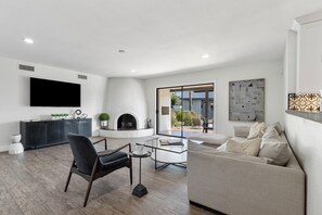 Smart-tv en tafelvoetbal