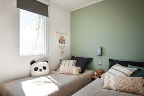 Mobile Unterkunft | 2 Schlafzimmer, individuell eingerichtet