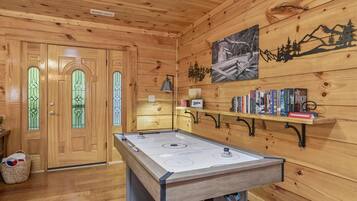 Apartment, Accessible | 3 bedrooms
