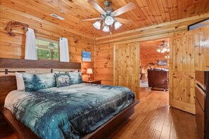 Apartment, Accessible | 3 bedrooms - Cozy Cottage w EV Charger Firepit Bed Swing (Sevierville)