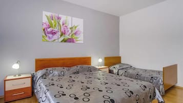 Family Apartment, Multiple Bedrooms (Secret Garden Apartment Mali Lošinj) | 2 bedrooms, laptop workspace, iron/ironing board, free WiFi