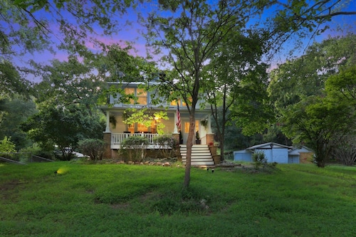 Badby Wood Farmhouse