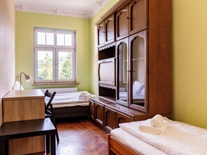 3 Schlafzimmer, Bügeleisen/Bügelbrett, WLAN, Bettwäsche