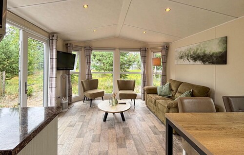 Gemütlicher (statischer) Wohnwagen in.