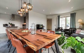 Dining - Gorgeous home in Cadzand with WiFi (Cadzand)