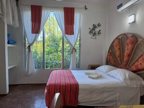 Habitación doble, vista al patio | Wifi gratis 