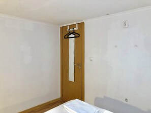 Phòng tập thể, 1 phòng ngủ, hút thuốc | Nội thất