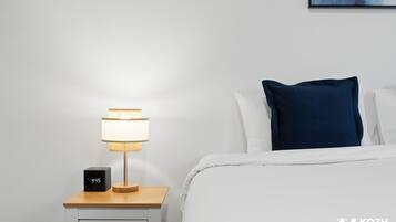 Iron/ironing board, WiFi, bed sheets