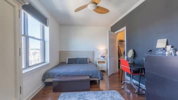 2 chambres, fer et planche à repasser, Wi-Fi, draps fournis