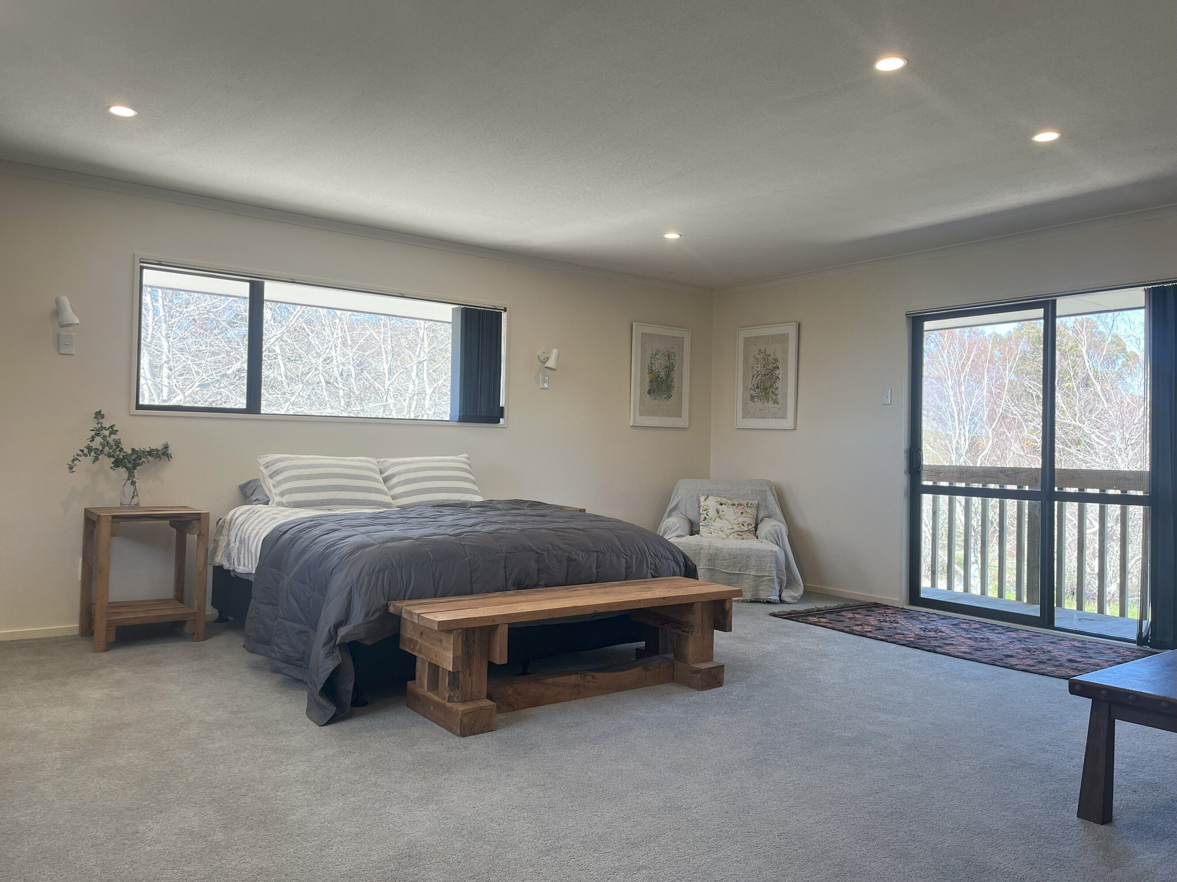 6 bedrooms, iron/ironing board, travel crib, free WiFi