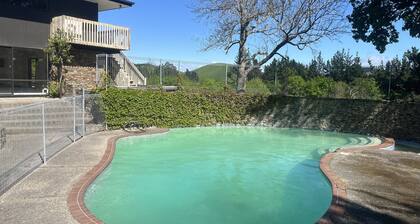 Spacious rural lodge - ideal for groups, families, friends and celebrations