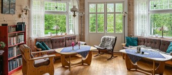 Gorgeous home in Tonstad with WiFi