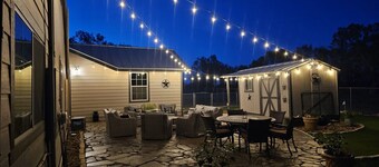 Historic Farmhouse • Tranquil Country Nature Escape