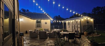 Historic Farmhouse - Tranquil Country Nature Escape