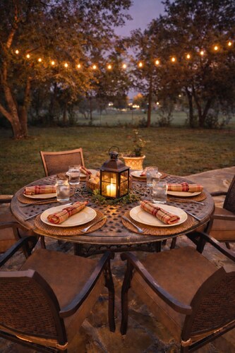 Peaceful Farm Stay • Fire Pit • Pet-Friendly • Room to Gather