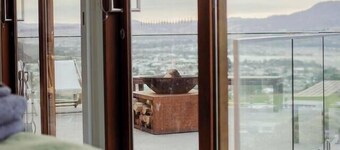 29 Ebden – Architectural Home in Hobart’s North