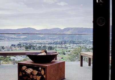 29 Ebden – Architectural Home in Hobart’s North