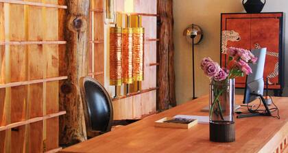 FEIFAN Historic Tibetan Hotel