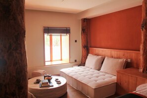 Deluxe-Suite, Terrasse, Gartenblick