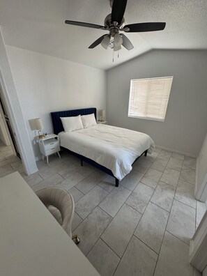 4 chambres, bureau, fer et planche à repasser, Wi-Fi