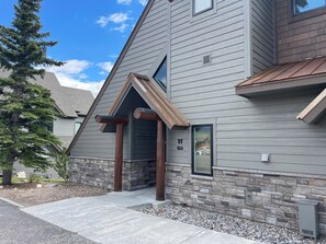 Exterior - Ski in & Out Moonlight Basin/Big Sky Resort -Lone Peak Views (Big Sky)