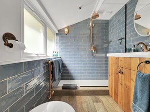 Bathroom - Tannery Cottage in Porlock (Porlock)