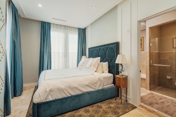 ملاءات أسرّة وتسهيلات لدخول الكراسي المتحركة