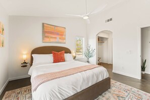 4 bedrooms, travel cot, free WiFi, bed sheets