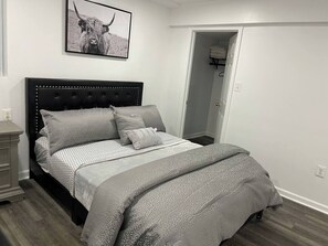 3 Schlafzimmer, Bügeleisen/Bügelbrett, WLAN, Bettwäsche