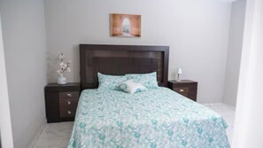 4 bedrooms, WiFi, bed sheets