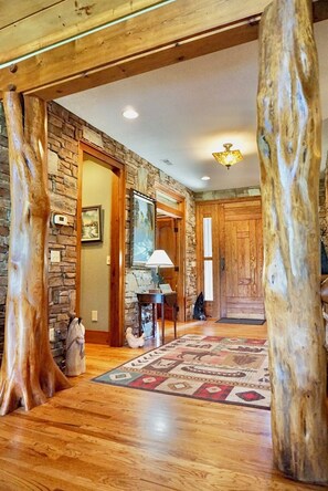 Interior - *New Enormous Luxury Lodge | Hot Tub | Fishing (Waynesville)