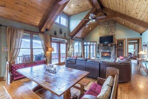 Smart TV, fireplace, DVD player, table football