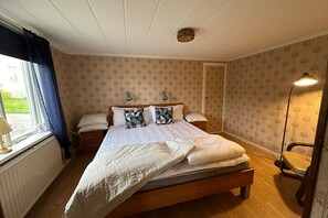 2 Schlafzimmer, Bügeleisen/Bügelbrett, kostenloses WLAN, Bettwäsche