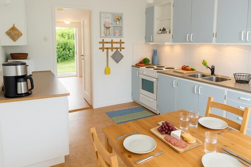 Scenic by the sea Patterdale Apartment 2, Gamleby, Sweden