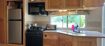Cozy Caravan in lovely Troy Alabama with AC