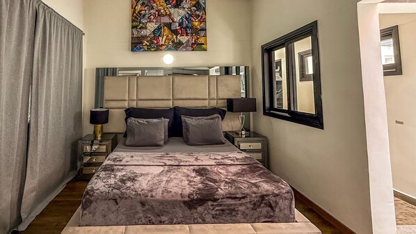 豪華樓中樓客房, 陽台, 城市景觀 | 客房內保險箱、獨特裝潢、布置獨特、筆電工作空間