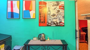 Departamento ejecutivo | Cocina privada | Refrigerador, microondas, cafetera y tetera y arrocera