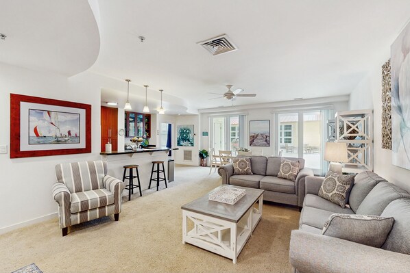 TV, DVD player, video library - Relaxing condo close to the beach with resort pool, grills & fitness steps away (Virginia Beach)