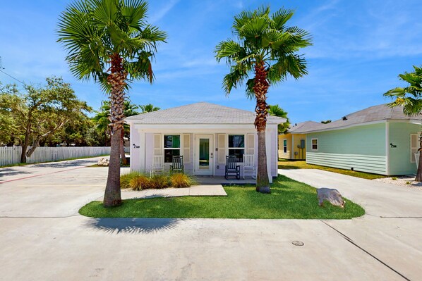 Exterior - Inviting coastal home with shared pool and stocked pond (Rockport)