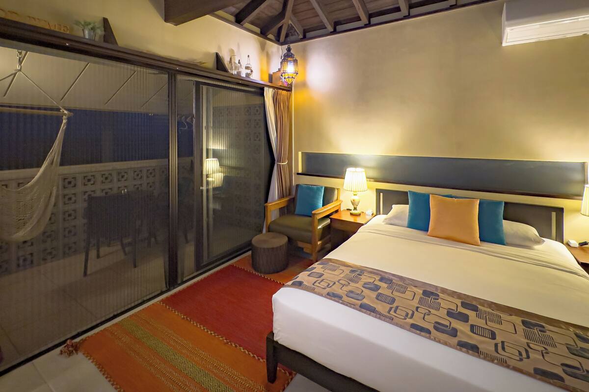 Double Room, 1 Queen Bed, Balcony, Ocean View | Premium bedding, blackout drapes, iron/ironing board, free WiFi
