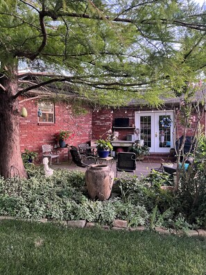 Terrace/patio - 3-bedroom house in Stigler with AC (Stigler)