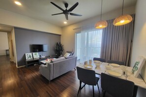 Superior Apartment, 2 Bedrooms, Balcony, City View | Living area - UNA Residence Peel Apartments (Kuala Lumpur)