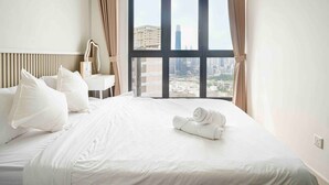 Căn hộ Superior, 3 phòng ngủ, ban công, quang cảnh thành phố | Bàn, bàn ủi/dụng cụ ủi qu ần áo, truy cập Internet không dây miễn phí 