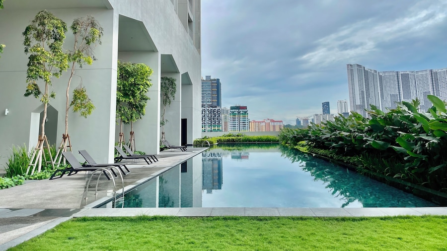 Staycation V Residence - Sunway Velocity