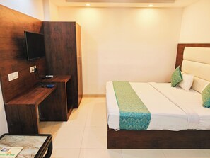 Fer et planche à repasser, accès au Wi-Fi (inclus)